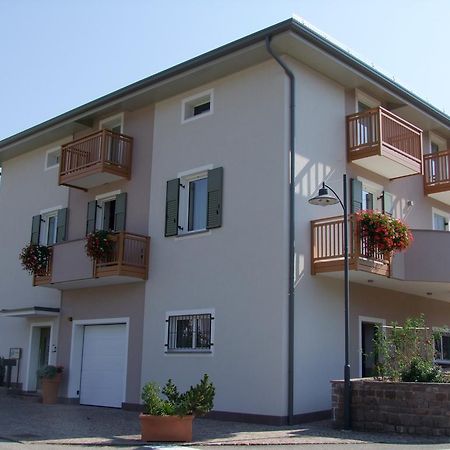 Agritur Fior Di Melo Apartment Nanno Екстериор снимка